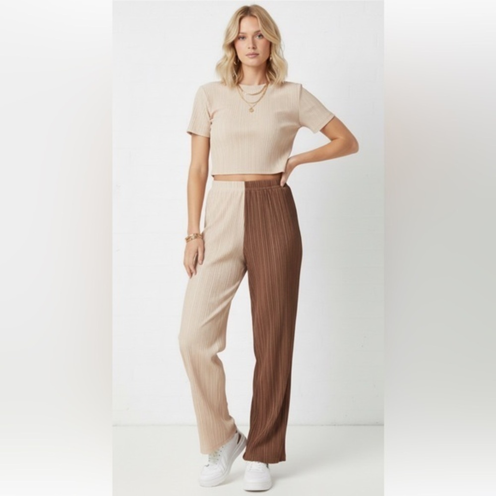 Fashion Nova Highrise Tan & Beige Ribbed Shiny Loose Pants Size Extra Large